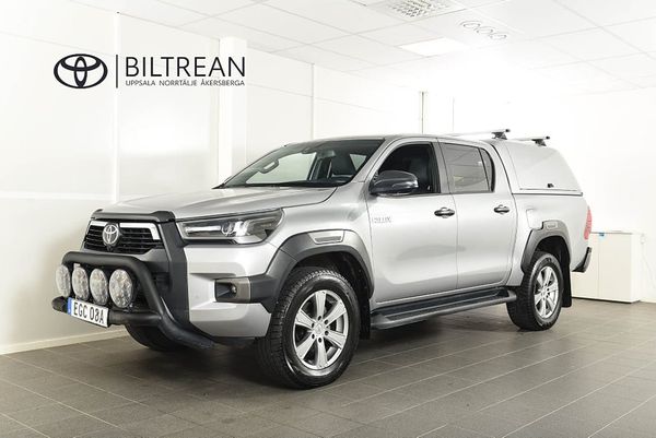 Toyota Hilux Dubbelhytt D-Cab 2.8 4WD Invincible Drag JBL Skinn Moms - 2024