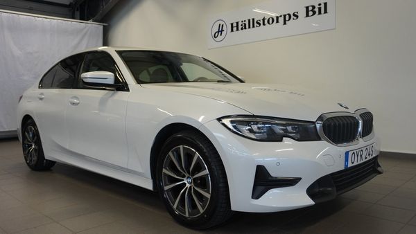 BMW 320 D xDrive Sedan/Auto/Sport line/Drag/Säkerhetsutrustning - 2022