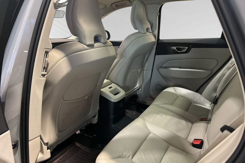 Volvo XC60 bild 8