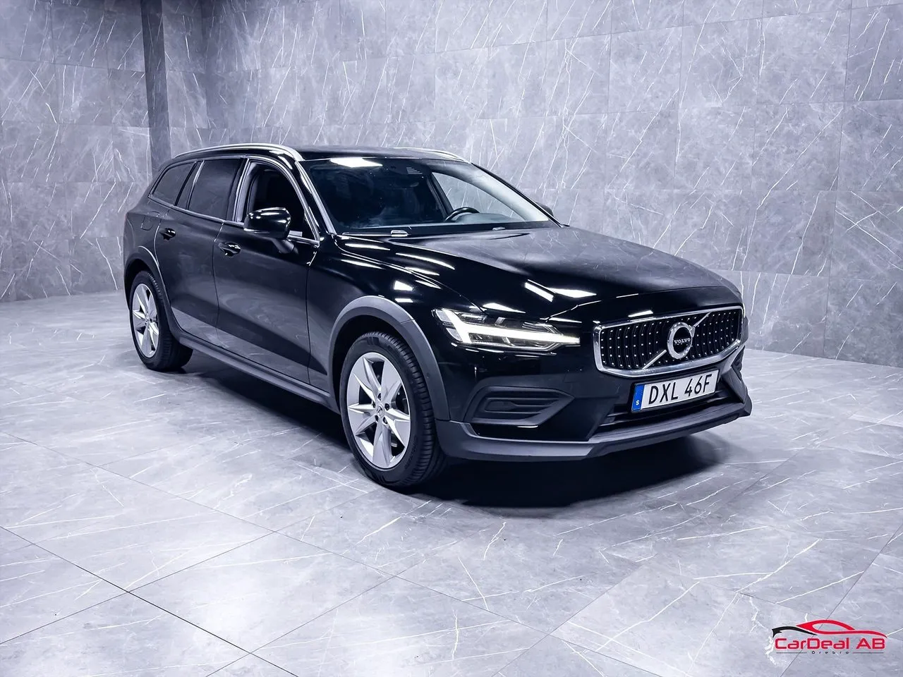 Vehicle image 8
