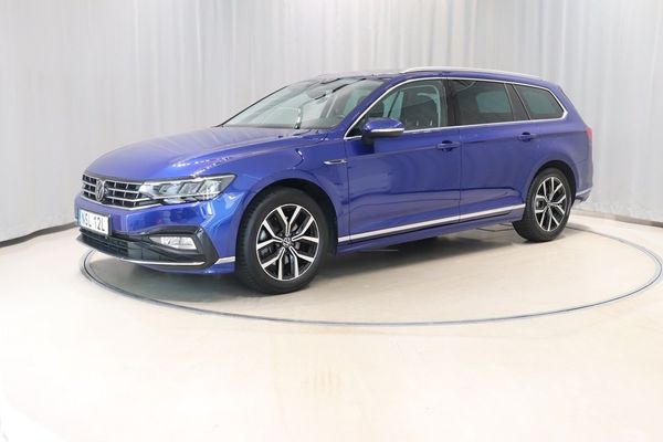 Volkswagen Passat Sportscombi 1.5 Aut R-Line Drag Värmare Kamera - 2024