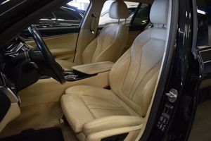 BMW 520 bild 9