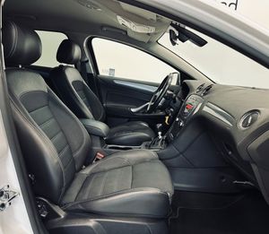Ford Mondeo bild 9