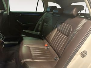 Skoda Superb bild 14