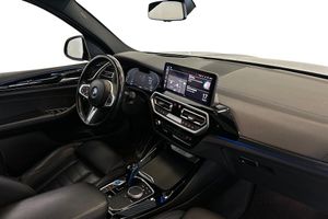 BMW iX3 bild 16