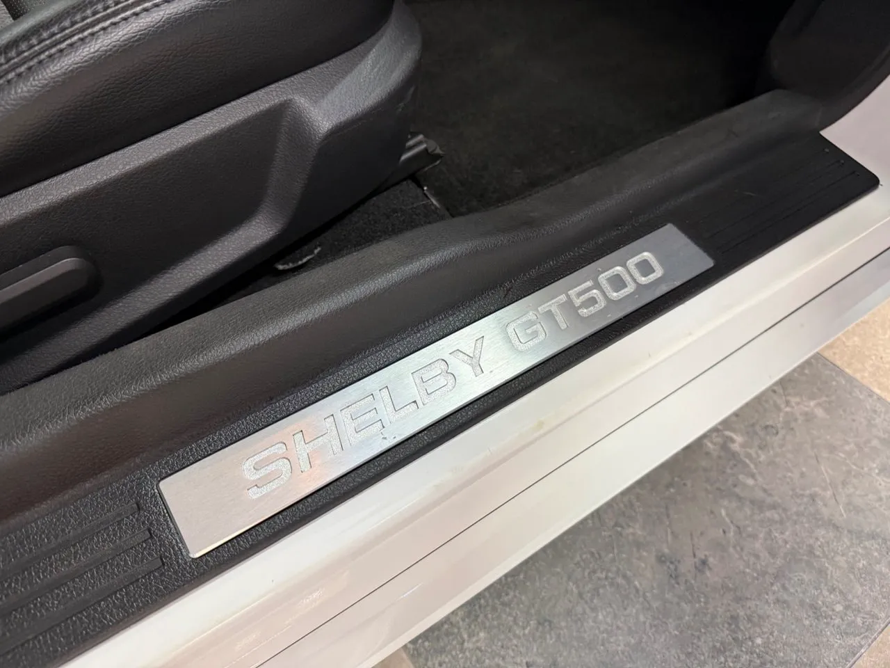 Vehicle image 33