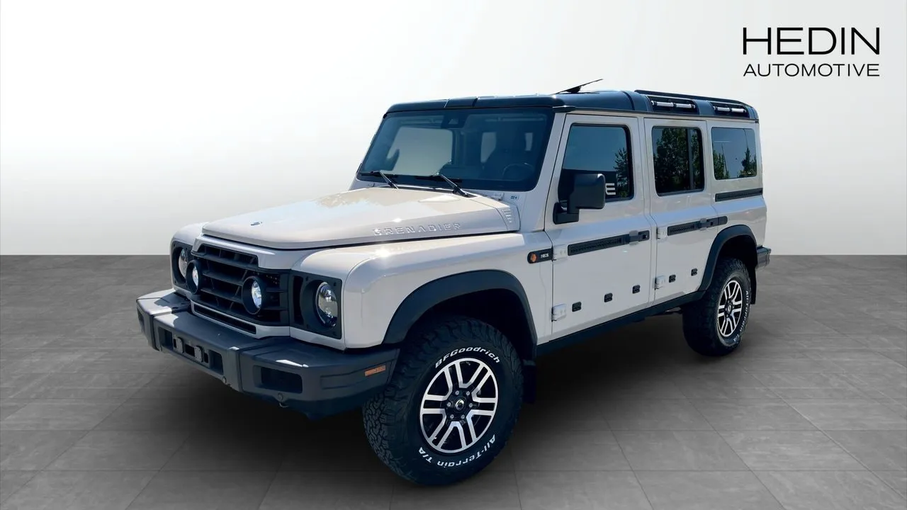Vehicle image 11