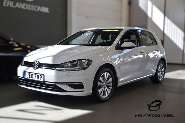 Volkswagen Golf 5-dörrar 1.0 TSI Base NYSERVAD CARPLAY - 2018