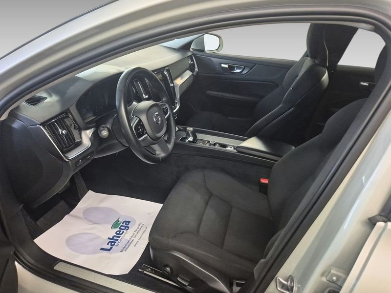 Volvo V60 bild 8