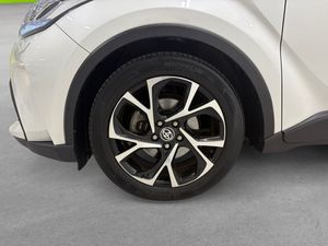 Toyota C-HR bild 8