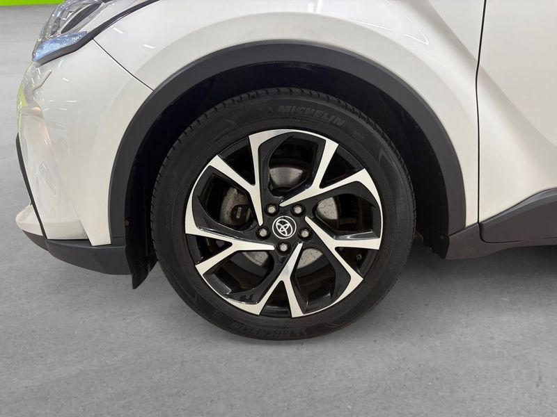 Toyota C-HR bild 8