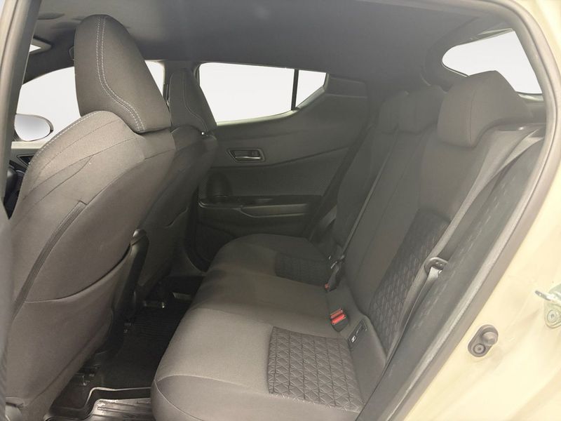 Toyota C-HR bild 14
