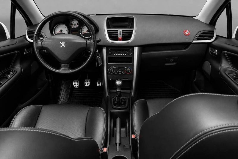 Peugeot 207 bild 13
