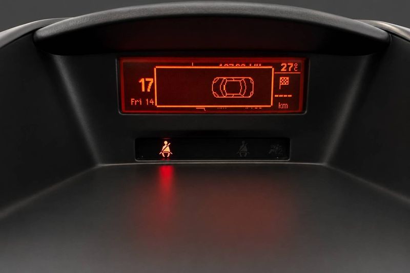 Peugeot 207 bild 15