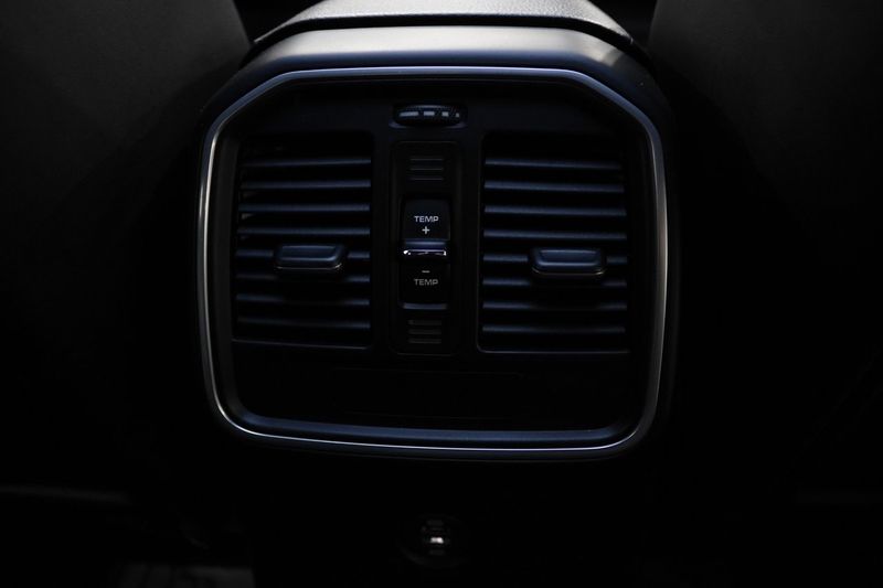 Porsche Macan bild 16