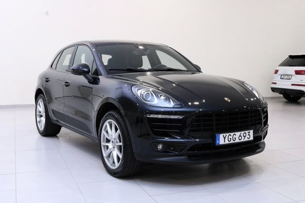 Porsche Macan PDK / Värmare / Drag / Helskinn / PDC - 2017