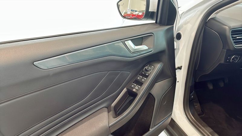 Ford Focus bild 11