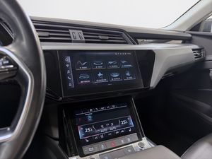 Audi Q8 e-tron bild 18