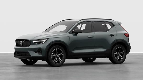 Volvo XC40 Volvo XC40 B3 Mildhybrid - 2026