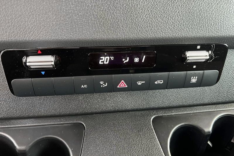 Mercedes Sprinter bild 18