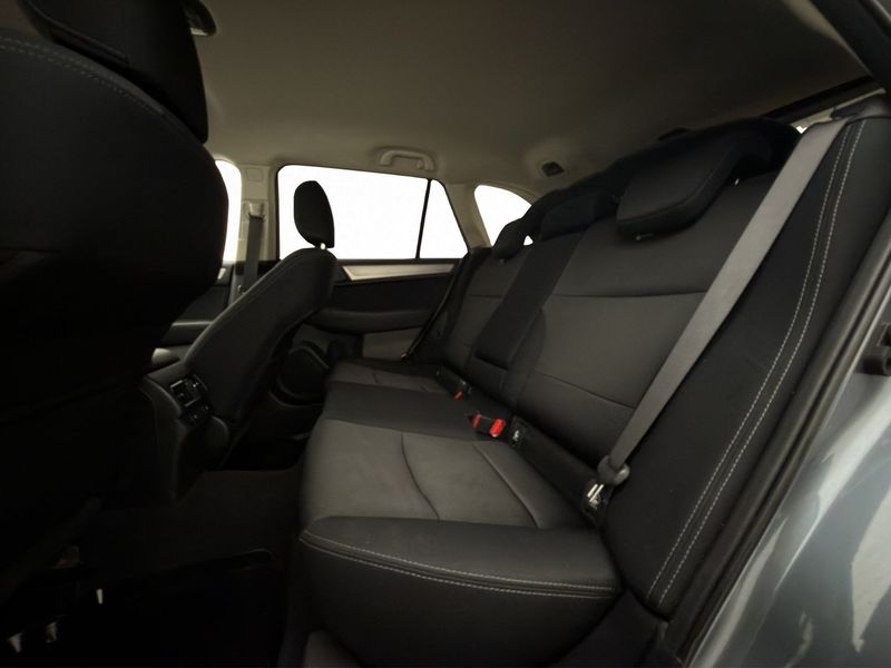 Subaru Outback bild 13