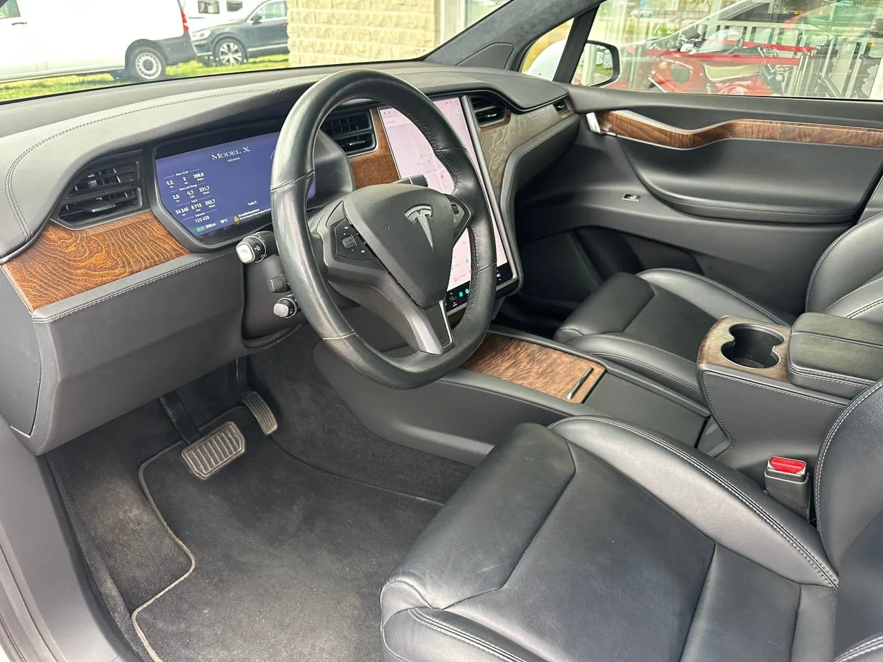 Vehicle image 20