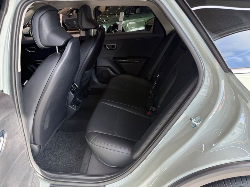 Kia K4 bild 7