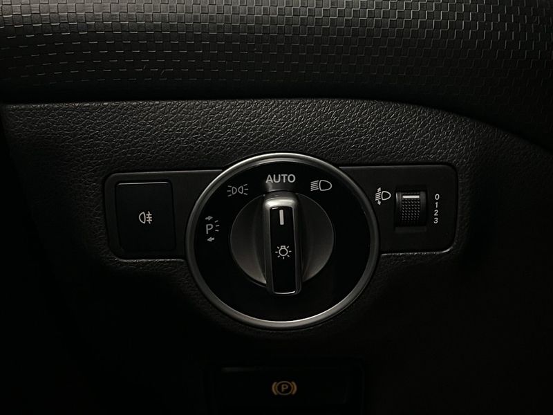 Mercedes A180 bild 30