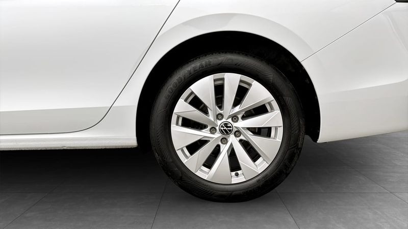 Volkswagen Passat bild 6