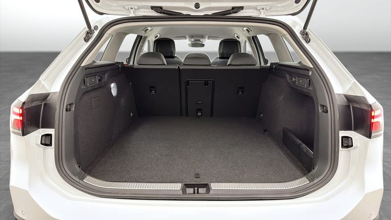 Volkswagen Passat bild 12