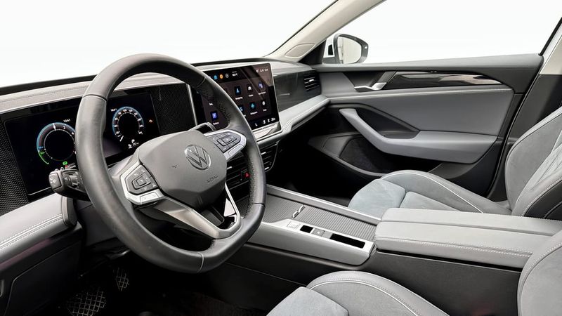 Volkswagen Passat bild 7