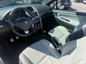 Peugeot 207 bild 7