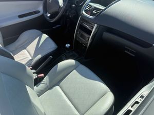 Peugeot 207 bild 9