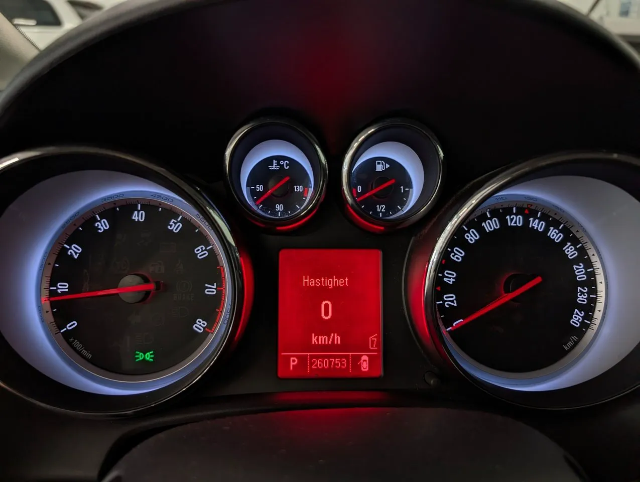 Vehicle image 14
