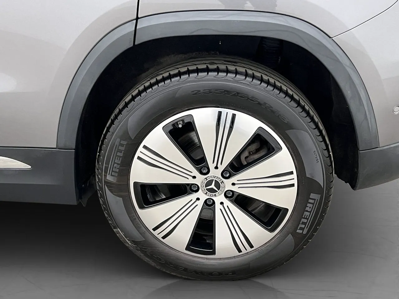 Vehicle image 31