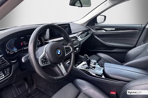 BMW 530 bild 9