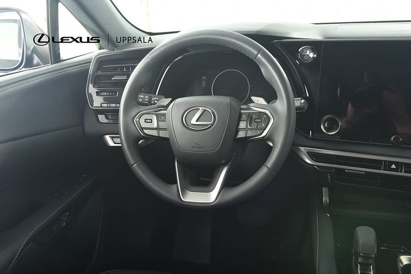 Lexus RX bild 9