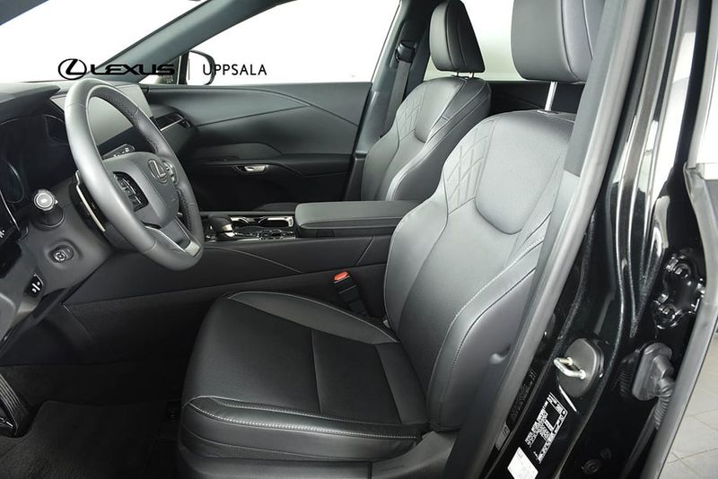 Lexus RX bild 6