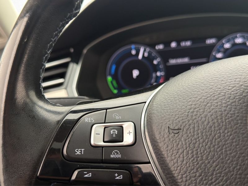 Volkswagen Passat bild 18