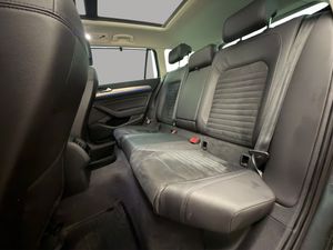 Volkswagen Passat bild 30