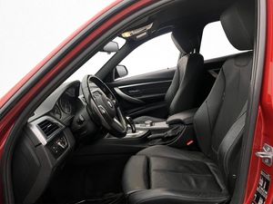 BMW 320 bild 13