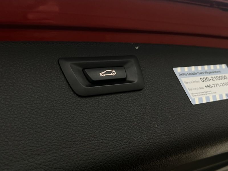 BMW 320 bild 12