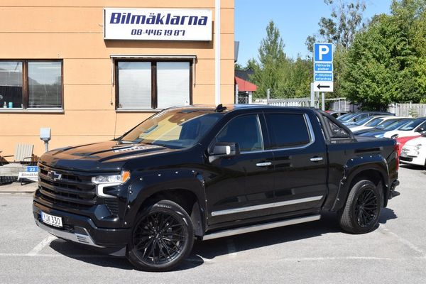 Chevrolet Silverado 1500 Crew Cab 6.2 V8 4WD MOMS/DRAG/BOSE/360°/HUD/S&V - 2023