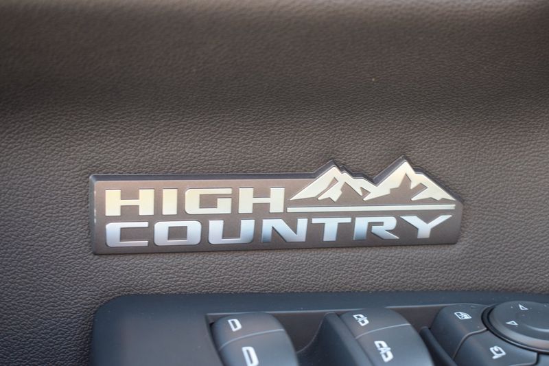 Chevrolet Silverado bild 10