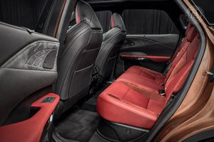 Lexus RX bild 12