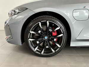 BMW 330 bild 3