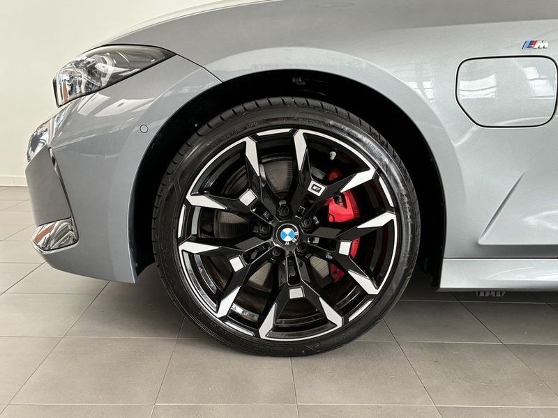BMW 330 bild 3