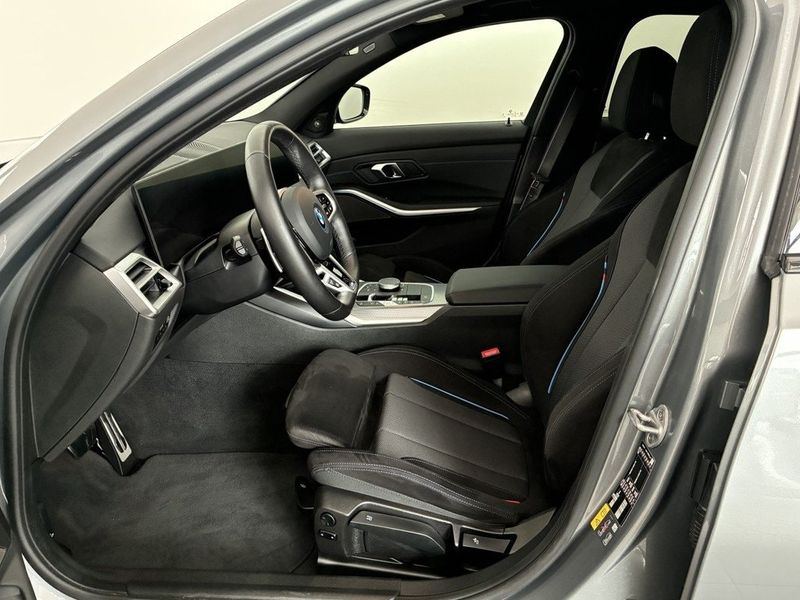 BMW 330 bild 4