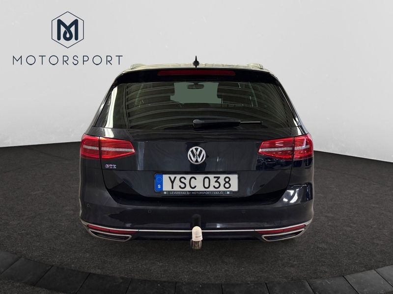 Volkswagen Passat bild 8