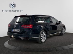 Volkswagen Passat bild 9